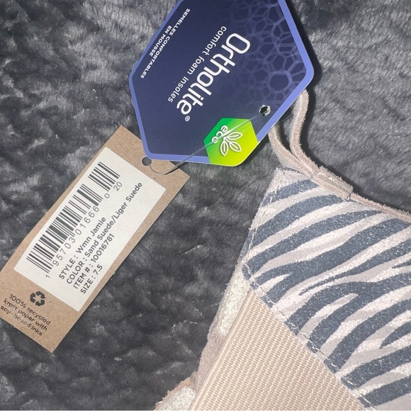 🎄🎁 TOMS Women's Beige and Zebra Print lifted shoe - Picture 6 of 6